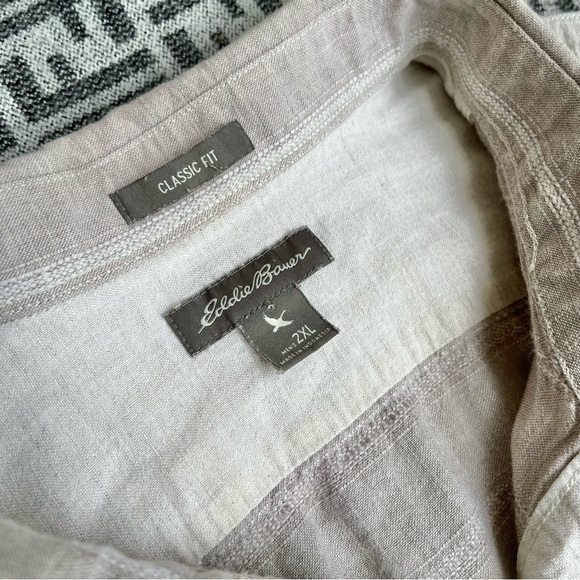 EDDIE BAUER Linen Blend Short Sleeve Button Down - Gray/Beige - 2XL - Picture 8 of 10